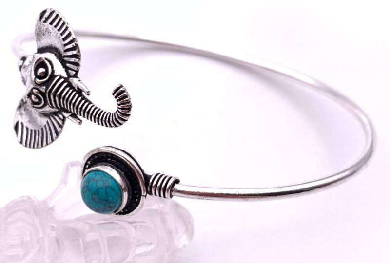 天然石ターコイズ＆象（ゾウ）のバングル