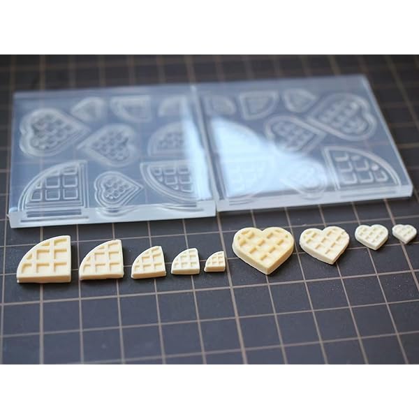シリコーンモールド uvレジン型 【ラブワッフル】レジン プリン ミニチュアフード ミニチュ