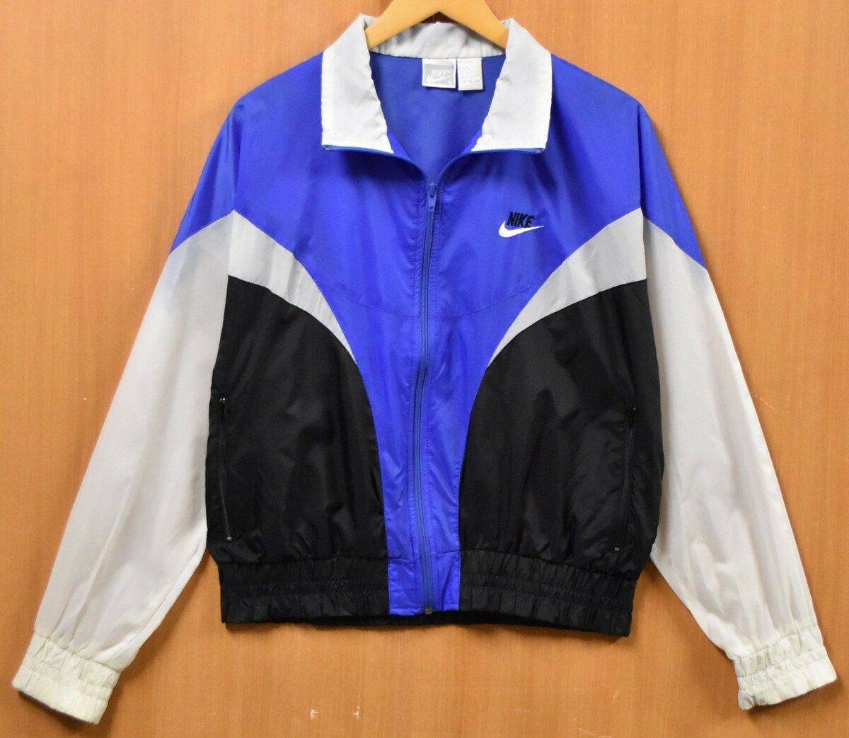 ヴィンテージ NIKE ナイキ フルジップ ナイロンジャケット 薄手 ジャンバー ブルゾン ライトブルー系×ホワイト×ブラック レディースM【..
