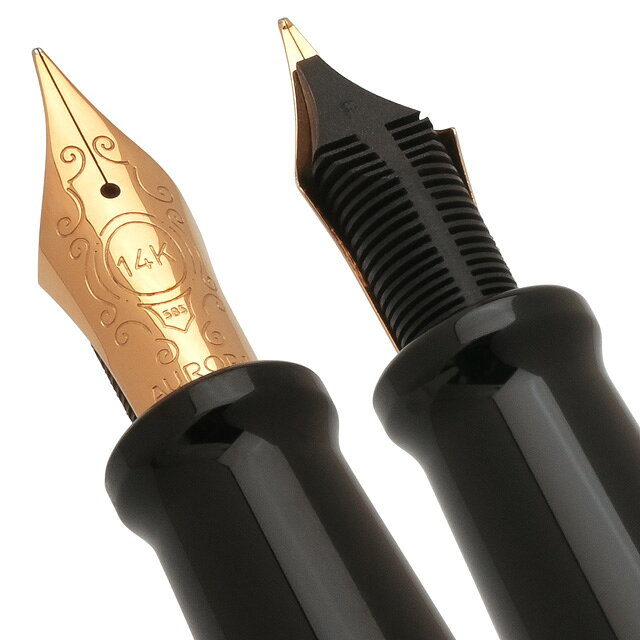 Foto di Oputima Nero Fountain Pen