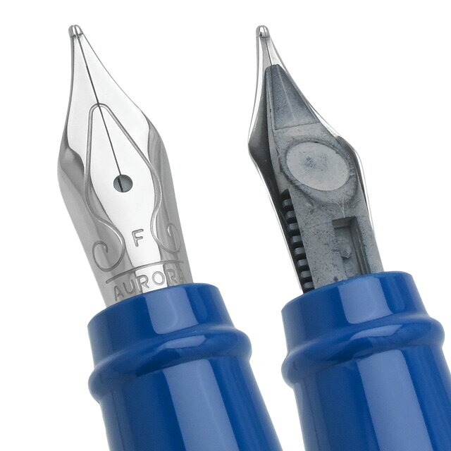 Photo of Ipushiron Itaria Azzurra Fountain Pen