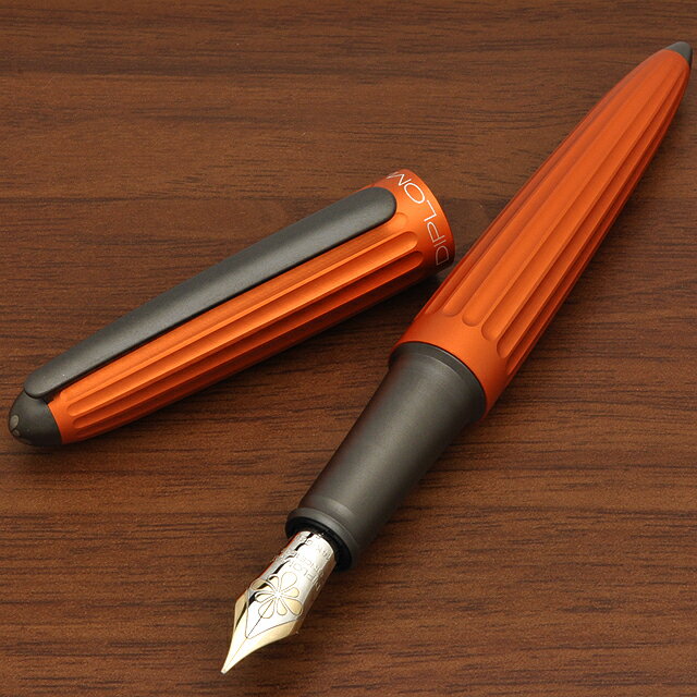 【11/30は最大P5倍!】 ディプロマット 万年筆 アエロ 14K サンセットオレンジ 195723 プレゼント 男性 女性 誕生日 冬ギフト クリスマス