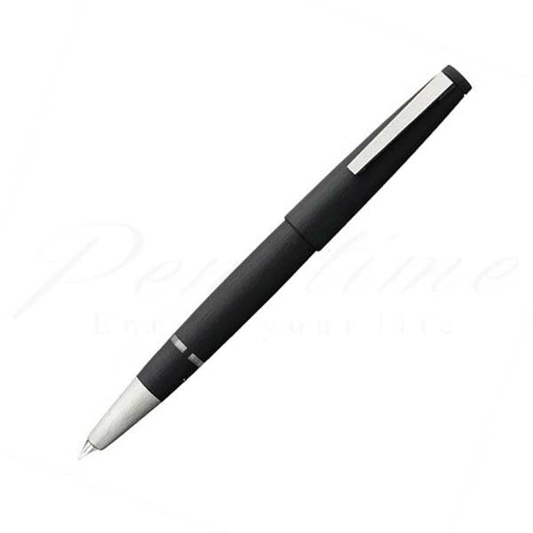 ラミー（LAMY） ラミー　万年筆　Lamy2000（ラミー2000）　L01≪現在品切中・納期半年以上見込≫＜34000＞【送料無料】【名入れ無料】【名入れ素彫りのみ】【ラッピング無料】【メーカー保証】【ペンタイム】