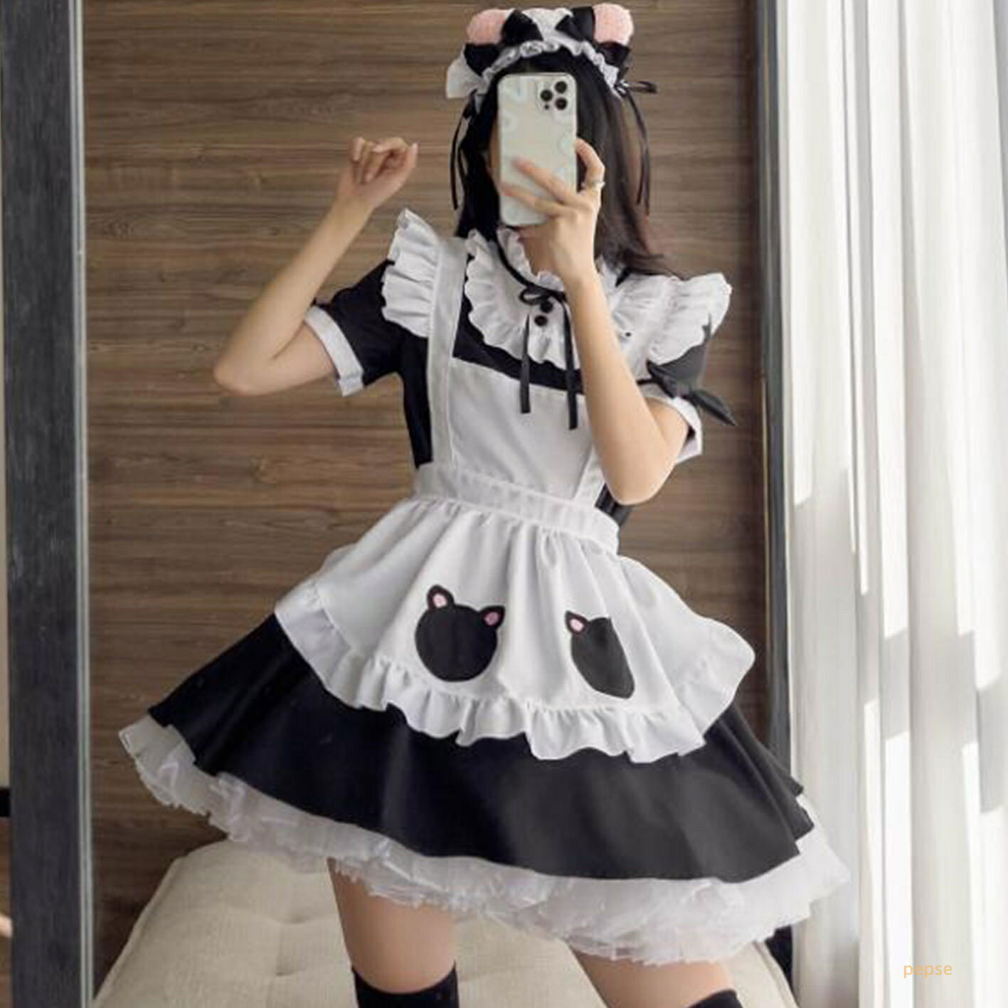 大人用コスチューム 可愛いメイド服 メイドコスプレ ショート丈ワンピース フリル 半袖メイド服 ハロウィン衣装 大人コスチューム エプロン ウェイトレスコスプレ 萌え 舞台衣装 イベント 学園祭 キャラクター 仮装 変装 女装 ブラック S-6L