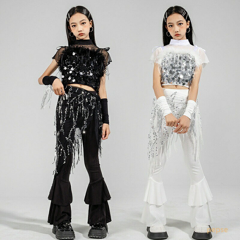 女の子ヒップポップ衣装 黒白系 半袖透け感トップス フレアパンツ スパンコールキャミソール 上下セット ジャズダンス服 子供服　ダンス 発表会 演出服 コスチューム キッズダンス服 団体服 チア服 オシャレ 普段着 イベント ステージ衣装 舞台衣装 ジュニア jazz 応援団