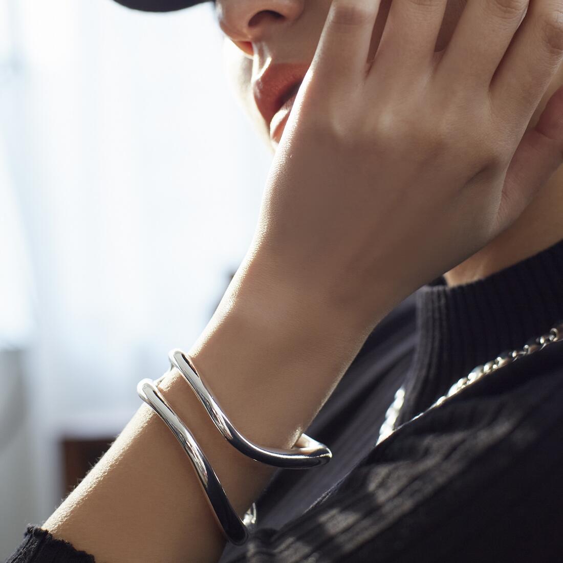 Nothing And Others ナッシングアンドアザーズ Double line bangle ダブルラインバングル ファッション アクセサリー ジュエリー 人気 ブランド おしゃれ 誕生日 記念 プレゼント ギフト 送料無料