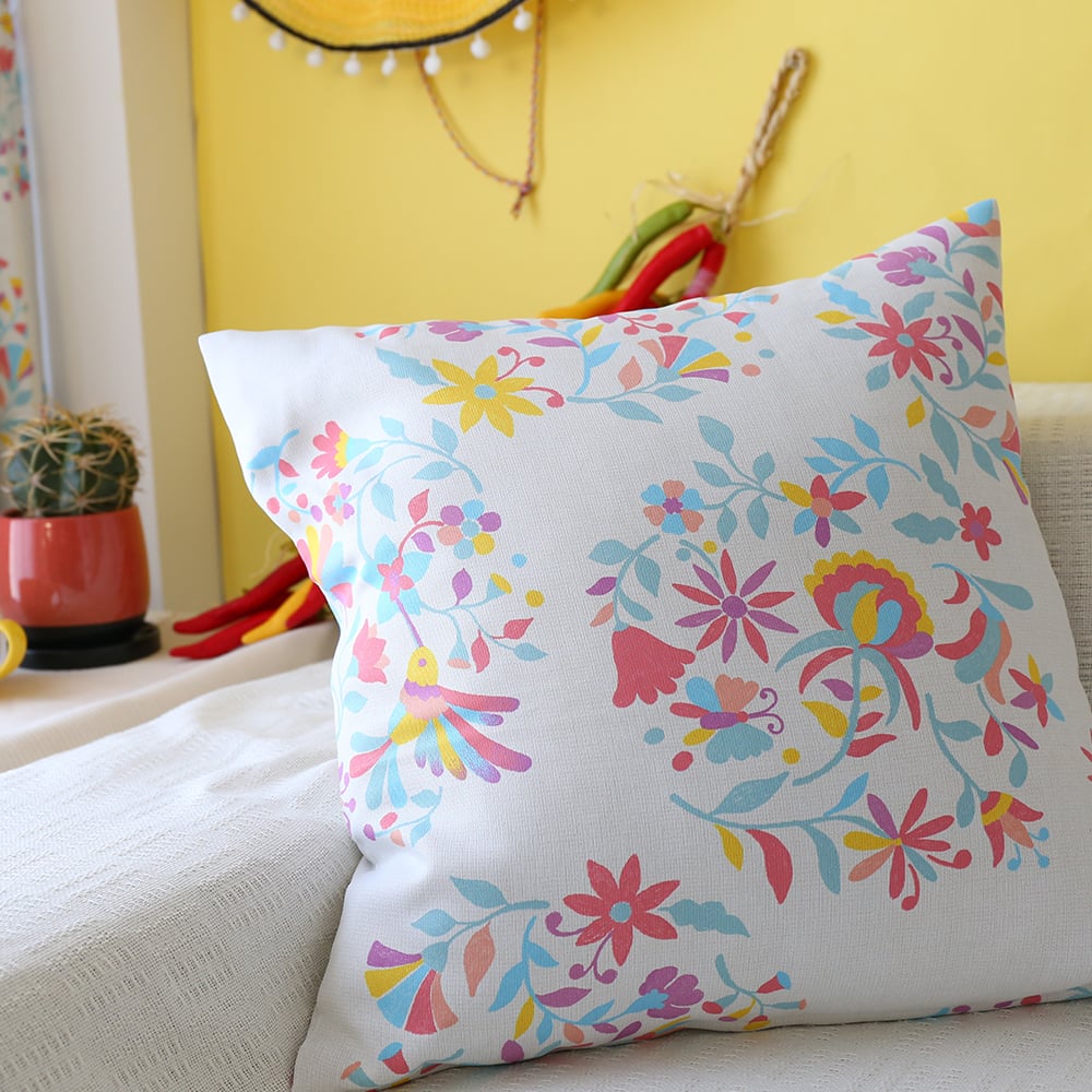 【クッションカバー】カーテン同柄 カバーのみ ファスナー仕様 簡単取付 ウォッシャブル 洗濯機可 小物 ファブリック メキシカン 民族柄 オトミ柄 オトミ ピンク ブルー パステルカラー 45cm×45cm [2]