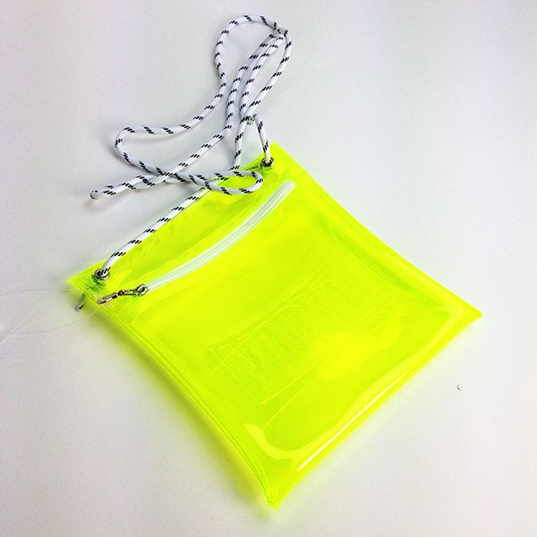 MARVEL マーベル クリアミニショルダーBAG エンボス カバン イエロー グッズのサムネイル