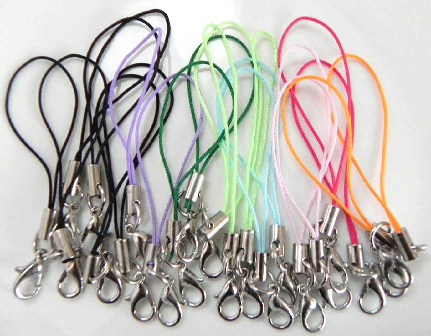 ◆◆☆ 可愛い鈴　いちご　赤　☆　いちご鈴　◇　いちご鈴赤　　イチゴ　苺 すず　いちご 鈴　イチゴ鈴　◇ペットの首輪や根付・ストラップにも♪