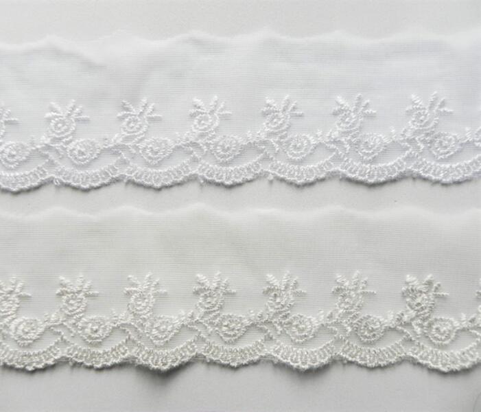 ☆清楚な　チュールレース　B　☆　レース　1m　　約5.0cm～5.5cm幅のレース♪　訳あり手芸レース　ハンドメイド　手作りしましょう♪