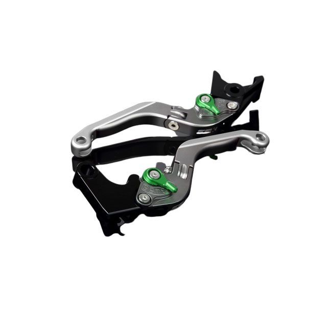 ●メーカー名：SPEEDRA(スピードラ)●商品名：アルミビレットアジャストレバーセット 可倒延長式（レバー本体：マットチタン）●アジャスター マットグリーン エクステンション マットシルバー●メーカー品番：LVGM068TM-GNSR●JANコード：4580540668299ブランド名が「SSK」から「SPEEDRA」へ変更となっております。ブランド名変更に伴い製品は順次、変更品へ切り替わる予定ですが、在庫状況により、しばらくの間は、現行品と変更品が混在するかと存じますが、ご理解、ご了承いただきますようお願い申し上げます。商品の保証は、メーカー保証書の内容に準じます。カラーレバー本体：マットチタン備考■レバー長さ：約約145mm-175mm■高強度アルミニウム合金素材6061を精密加工したレバー本体にアルマイト処理を行うことにより高級感を与え、高精度を実現しました。■純正マスターシリンダー、クラッチレバーホルダーに装着できます。■握りやすい形状により操作に必要な力を低減。■レバーが可倒式になっておりますので転倒等の衝撃によるダメージを最小限に抑えます。■6段階アジャスターにより最大約28mmまで調整が可能となっており、好みのレバー位置にセッティング可能ですので手の小さな女性でも快適な操作性を確保出来ます。■レバーエンド部は延長式になっている為、お好みに合わせてレンチ一本で約30mm調整することが可能となっております。■レバーエンド部に風圧を逃すスリット加工が施してあります。■商品を発送する際に補修部品のリストを同梱させていただいておりますので、破損や日焼け等があった場合の部品単位での販売も可能となっております。ご注意※取り付け車種により純正レバーに付属する部品をご使用いただく場合がございます。※レバー交換後は必ず異常が無いか確認を行ってください。※この商品は予告なしに価格や仕様を変更する場合がございます。写真注意※画像はイメージです。取付ブラケットの形状は実物と異なる場合があります。※モニターの環境等の理由により画像の色と実物の色が若干異なって見える場合がございます。※掲載画像はイメージです。実際の商品とは色味や仕様が異なる場合がございます。メーカー車種年式型式・フレームNo.その他トライアンフストリートトリプルR2009-2016トライアンフスピードトリプル2008-2010トライアンフデイトナ6752006-2017※商品掲載時の適合情報です。年式が新しい車両については、必ずメーカーサイトにて適合をご確認ください。