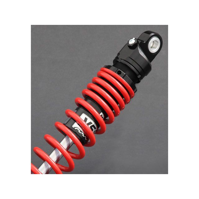 ●メーカー名：YSS / YSS RACING(ワイエスエスレーシング)●商品名：Rod Line ZR362 300mm/11.8inc●ボディカラー ブラック スプリングカラー レッド・ボディカラー：シルバー スプリングカラー：ブラックはこちら・ボディカラー：シルバー スプリングカラー：クロームはこちら・ボディカラー：シルバー スプリングカラー：レッドはこちら・ボディカラー：ブラック スプリングカラー：ブラックはこちら・ボディカラー：ブラック スプリングカラー：クロームはこちら●メーカー品番：119-4408411●JANコード：4589641437094商品の保証は、メーカー保証書の内容に準じます。仕様■自由長：300mm/11.8inc ■ピストン径：φ36mm ■スピンドルロッド径：φ12mm ■マウント：ラバーマウント特徴【リバウンド減衰力調整機能（伸び側）】ダンピング時の「伸び」の速さをコントロールする減衰力調整機能を搭載し、調整範囲は60段と幅広い調整が可能です。 【スプリングプリロード調整機能】シンプルなデザインのシングルナットと側面のロックボルトによる緩み止めを装備しています。 【車高調整機能】走行環境に応じて自由長を調整出来る車高調整機能を搭載しています。 調整幅は最大＋10mm。備考シンプルな外観にリバウンド、スプリングプリロード、車高調整機能を備え、安定した性能を発揮するオールラウンドモデル。スピンドルロッドの小径化はロッド体積と摺動面積を減少させ、オイル容量の増加とフリクションロスを低減します。ストリートを始め、ワインディング等のスポーツ走行にも対応します。※掲載画像はイメージです。実際の商品とは色味や仕様が異なる場合がございます。メーカー車種年式型式・フレームNo.その他ハーレーダビッドソンVRSC Family※商品掲載時の適合情報です。年式が新しい車両については、必ずメーカーサイトにて適合をご確認ください。