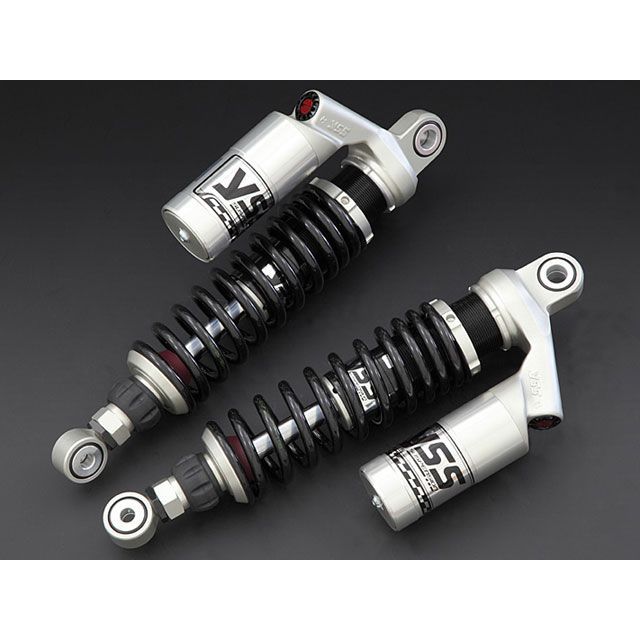 ●メーカー名：YSS / YSS RACING(ワイエスエスレーシング)●商品名：Sports Line RG-Series 362ボディー 330mm/13.0inc●ボディカラー シルバー スプリングカラー ブラック・ボディカラー：シルバー スプリングカラー：レッドはこちら・ボディカラー：シルバー スプリングカラー：イエローはこちら・ボディカラー：シルバー スプリングカラー：ホワイトはこちら・ボディカラー：ブラック スプリングカラー：レッドはこちら・ボディカラー：ブラック スプリングカラー：イエローはこちら・ボディカラー：ブラック スプリングカラー：ホワイトはこちら●メーカー品番：119-9018500●JANコード：4589641442418商品の保証は、メーカー保証書の内容に準じます。タイプ【Sports Line G-Series】放熱性に優れたリザーバータンクを装備し、伸び側／圧側減衰力、スプリングプリロード、車高といった、全ての調整機構を備えたフルスペックモデル。自由長330mm/13.0inc仕様■スプリングプリロード：無段階調整 ■マウント：ラバーマウント ■伸び側減衰力：60段階調整 ■車高：無段階調整（最大＋10mm） ■圧側減衰力：3段階調整特徴【362ボディー】・φ36mmの大径ピストンとφ12mmスピンドルロッドを組み合わせたスタンダードボディは、ストリートやワインディングロードなどスポーツ走行にも対応するコストパフォーマンスに優れたボディー。 【コンプレッション】・ダンピング時の「縮み」の強さをコントロールする圧側減衰力調整機能は、加速時の踏ん張り感や予期せぬギャップを越えた時の反応速度にも大きく反映される。 ・調整範囲は3段階とイージーセッティングが可能。 【ベアリングマウント】・ハウジング摺動面にオイルレスメタルを採用した最高級のロッドエンドベアリングは、メンテナンスフリーにも関わらず、長期間に渡りサスペンション本来の自由な動きを揺ぎ無く保ち、常にタイヤと路面との接地感をダイレクトにライダーへと伝達します。 【ラバーマウント】・マウントにはラバー材を採用。 【プリロード】シンプルなデザインのシングルナットとし側面のロックボルトにより緩み止めを装備。付属の専用スティックにより正確かつ細やかな無段階調整を採用。 【リバウンド】・ダンピング時の「伸び」の速さをコントロールする減衰力調整機能は、路面の追従性、車体の安定性、高速走行時の軽快感にも大きく反映される。 ・調整範囲は0〜60段と広範囲に調整が可能。アジャスター本体は操作性に優れたシリコンラバーを採用。 【車高調整】・車高調整機能は、走行環境に応じて自由長を調整し、車体アライメントを変化させることが可能である。 ・調整範囲は＋10mmの設定。本体は、オールビレットのジュラルミンとし表面はアルマイト処理を施す。備考プリロード調整のみのシンプルなEシリーズからフルアジャスタブルのSシリーズまで、ライダーのメインステージに合わせて選択できる366・362と302の3ボディ6モデルに、お好みの色を組み合わせてルックスを向上させるスペシャルサスペンションをラインナップ。※掲載画像はイメージです。実際の商品とは色味や仕様が異なる場合がございます。メーカー車種年式型式・フレームNo.その他ハーレーダビッドソンDYNA Family1991-2007※商品掲載時の適合情報です。年式が新しい車両については、必ずメーカーサイトにて適合をご確認ください。