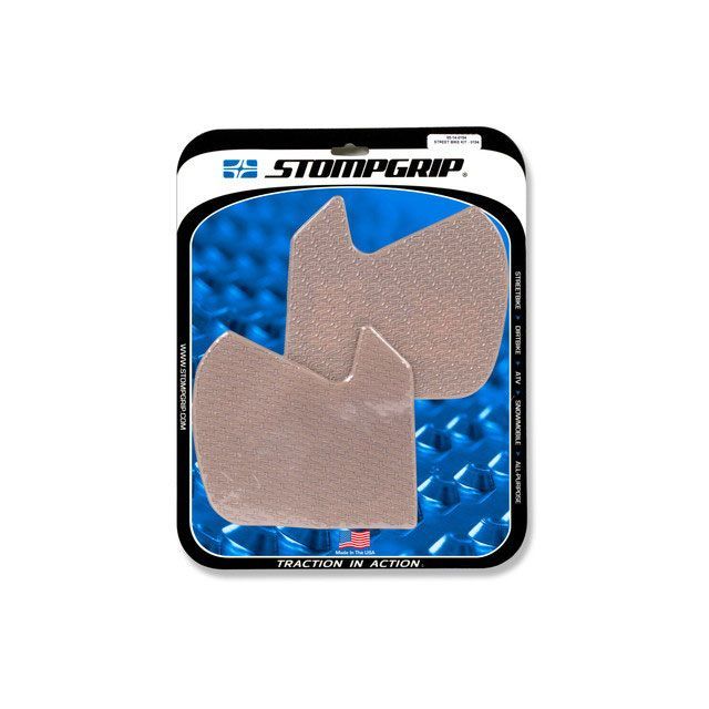 ●メーカー名：ストンプグリップ / STOMP GRIP●商品名：トラクションパッド タンクキット ICON（クリア）●メーカー品番：55-14-0154商品の保証は、メーカー保証書の内容に準じます。カラークリア備考STOMP GRIPは世界各国のトップレーサー、トップスタントライダーに愛用されています。日本のサーキット、ストリートでも大好評。STOMP GRIPの愛用者は世界中で激増中です。取付方法【ストンプグリップの貼り方】1．貼付面の清掃を行ってください。（クリアをご使用の場合、汚れや水垢をコンパウンド等できれいに落としてから作業を行ってください）2．貼付面の脱脂を行ってください。3．位置決めを行います。4．空気が入らない様に端から貼ってください。裏紙は貼りながら剥がしてください。（端から時間をかけて、少しずつ確実にゆっくり貼ってください）ストンプグリップの粘着力が安定するまでには24時間が必要です。完全接着には72時間が必要です。完全接着前にご使用された場合、剥がれてしまったり、ずれてしまったりする場合があります。※フレーム面に貼付するストンプグリップは特にご注意ください。ご注意※ストンプグリップの接着剤はとても強力です。※ストンプグリップを無理に剥がした場合、塗装が痛んだり剥がれたりする恐れがあります。※ストンプグリップを剥がすには、ヒートガンなどで暖めて、粘着力を低下させてから剥がしてください。※必ず車両の年式を確認してからご注文をお願いします。※開封後の交換、返品はお断りさせていただいております。※店舗と共有在庫制のため、在庫表示に関わらずご購入タイミングによって欠品している場合がございます。在庫がない場合には、お取り寄せ対応とさせていただききます。※掲載画像はイメージです。実際の商品とは色味や仕様が異なる場合がございます。