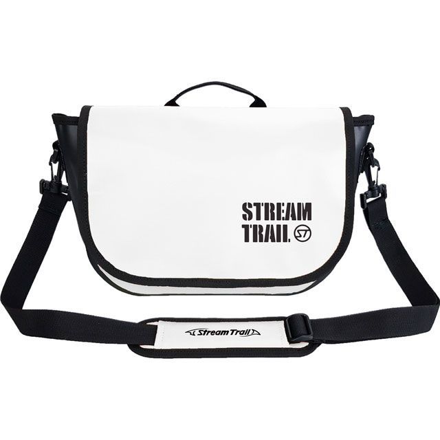 STREAM TRAIL Mussel（ホワイト） STTAA18305 ストリームトレイル アウトドア用バッグパック＆キャリー キャンプ