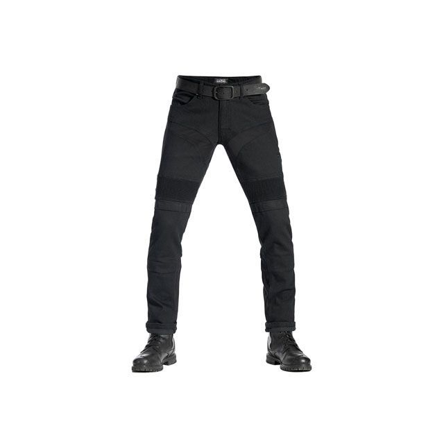 ●メーカー名：PANDO MOTO(パンドモト)●商品名：KARLDO KEV 01●サイズ W31/L34・サイズ：W28/L34はこちら・サイズ：W30/L34はこちら・サイズ：W32/L34はこちら・サイズ：W33/L34はこちら・サイズ：W34/L34はこちら・サイズ：W36/L34はこちら●メーカー品番：KarlDo-Kev-01商品の保証は、メーカー保証書の内容に準じます。備考■スリムフィット。ミドルウエスト。■11ozのCORDURA（R）スーパーストレッチデニムと COOLMAX（R）テクノロジー。■デュポン（TM）ケブラー（R）裏地補強材を使用しています。摩耗と衝撃の危険性のあるゾーン。■CE認証済み - 性能レベルA （45 km/h） prEN 17092に準拠した耐摩耗性）。■SAS-TEC TripleFlex CE（EN1621-1：2012）認定の膝 アーマーが含まれています。■SAS-TEC TripleFlex CE（EN1621-1：2012）認定ヒップ アーマー - オプション（付属していません）。■外側からアクセス可能なニーアーマー。■背中と膝にはエクストラストレッチパネルを装備。■フロントと下腿部にはCORDURA（R）メッシュパネルインサートを採用し通気性を向上。■チェーンステッチで補強。■袖口にはリフレクティブカフスを採用し、安全なライディングを実現。■独自のハンドメイドエイジング（ウォッシュダウン）。■ヨーロッパ製。※掲載画像はイメージです。実際の商品とは色味や仕様が異なる場合がございます。