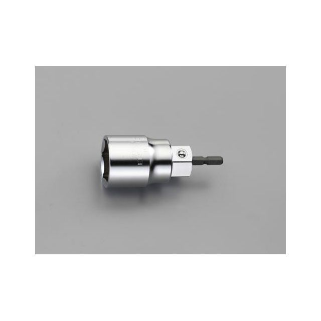 ●メーカー名：エスコ / ESCO●商品名：26mm 電ドルソケット●メーカー品番：EA612AJ-26●JANコード：4518340641938商品の保証は、メーカー保証書の内容に準じます。備考■六角シャンク…1/4”■全長…92mm■6ポイント■電動・手動兼用タイプ。インパクトレンチにも対応した高耐久の六角シャンク■対辺24mmのラチェット、めがねレンチ類で本締作業が可能です。■対辺（mm）…26■外径（mm）…35.5※掲載画像はイメージです。実際の商品とは色味や仕様が異なる場合がございます。