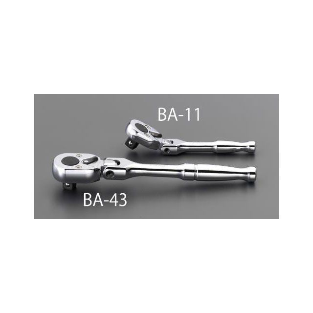 ●メーカー名：エスコ / ESCO●商品名：3/8”DRx175mm ラチェットハンドル（首振り）●メーカー品番：EA618BA-43●JANコード：4548745949377商品の保証は、メーカー保証書の内容に準じます。備考■全長…175mm■差込角…3/8”sq（9.5mm）■ギア数…24歯■送り角…15°■重量…250g■材質…クロムモリブデン鋼■仕上げ…ミガキタイプ■首振りヘッド??式■左右切替式■爪と本体でギアを支える高信頼構造とトルクアップを実現する2の爪ギア駆動方式のラチェットハンドルです。※掲載画像はイメージです。実際の商品とは色味や仕様が異なる場合がございます。