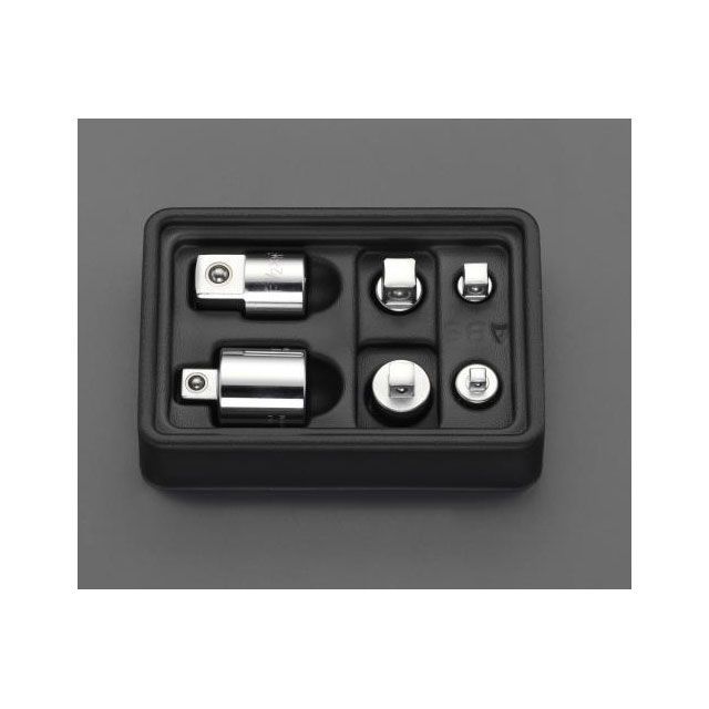 ●メーカー名：エスコ / ESCO●商品名：3/8”DR 凹凸ソケットアダプターセット●メーカー品番：EA618BC-60●JANコード：4548745951578商品の保証は、メーカー保証書の内容に準じます。備考■セット内容…6点セット■差込角…3/8”凸×1/4”凹1/2”凸×3/8”凹3/4”凸×1/2”凹1/4”凸×3/8”凹3/8”凸×1/2”凹1/2”凸×3/4”凹■材質…本体：クロムモリブデン鋼、トレイ：プラスチック■プラスチックトレイサイズ…150（W）×100（T）×30（H）mm■重量…460g※掲載画像はイメージです。実際の商品とは色味や仕様が異なる場合がございます。
