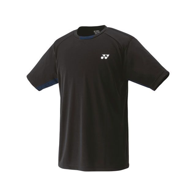 ●メーカー名：ヨネックス / YONEX●商品名：10810 ユニゲームシャツ（BK）●サイズ XO・サイズ：Sはこちら・サイズ：Mはこちら・サイズ：Lはこちら・サイズ：Oはこちら●メーカー品番：10810●JANコード：4550468386148商品の保証は、メーカー保証書の内容に準じます。カラーBKサイズ規格サイズ：SS（身丈（cm）66 胸囲（cm）96 裾周り（cm）94）・S（身丈（cm）68 胸囲（cm）100 裾周り（cm）98）・M（身丈（cm）70 胸囲（cm）104 裾周り（cm）102）・L（身丈（cm）72 胸囲（cm）108 裾周り（cm）106）・O（身丈（cm）74 胸囲（cm）112 裾周り（cm）110）・XO（身丈（cm）76 胸囲（cm）116 裾周り（cm）114）仕様素材：ポリエステル100％ 仕様：再生ポリエステル、UVカット、吸汗速乾、ストレッチ、制電、パワースリーブ原産国インドネシア備考■日本バドミントン協会審査合格品写真注意※モデル撮影写真はスタジオ撮影の為、色味が異なる場合がございます。※画像はイメージです。※掲載画像はイメージです。実際の商品とは色味や仕様が異なる場合がございます。