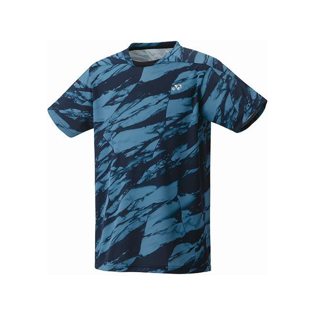 ●メーカー名：ヨネックス / YONEX●商品名：10685 ユニゲームシャツ フィットスタイル（フェルトブルー）●サイズ S●メーカー品番：10685●JANコード：4550675164669商品の保証は、メーカー保証書の内容に準じます。●カラーフェルトブルー●サイズ規格S・M・L・O・XO●仕様素材：ポリエステル100％仕様：ベリークール、吸汗速乾、UVカット、制電●原産国日本●備考日本バドミントン協会審査合格品ベリークール吸汗速乾UVカット制電●ご注意※プリント生地の都合上、柄の見え方が異なる場合があります。