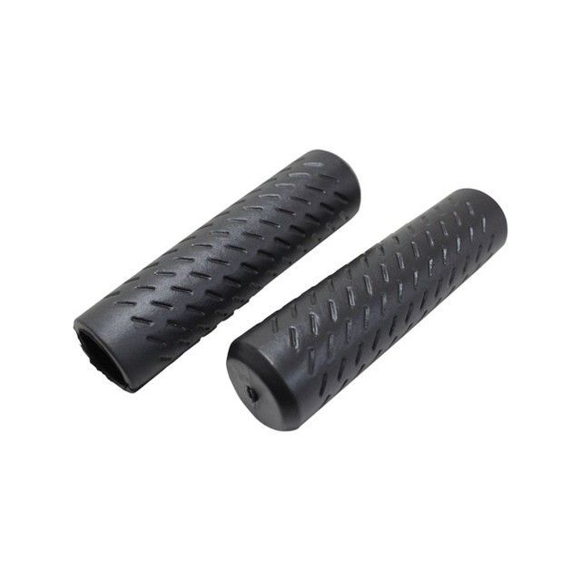●メーカー名：エナジープライス / EnergyPrice●商品名：グリップセット ロング G106 105mm Φ22.2（ブラック）●JANコード：4943678708044●メーカー直送品・代金引換でのご注文不可（ご注文が入った場合、キャンセルとさせていただきます。）・他商品との同時注文（併せ買い）不可。（ご注文が入った場合、キャンセルとさせていただきます。）・納品書、弊社無料雑誌が同梱されません。・運送会社、到着日時指定不可・離島への発送不可※本商品は当社倉庫からの発送ではなく【メーカー直送】となります。注意事項へのご了承をお願い致します。商品の保証は、メーカー保証書の内容に準じます。■タイプロング／ロング■カラーブラック■ショートキャッチ定番グリップにニューラインナップが登場。まとめて買えばさらにお得。■キャッチコピー「エナジープライス」は最高のコストパフォーマンスを常に追求し、現場やプロ整備士、ユーザーの皆様を全力で応援します。生産過程に生じる無駄や流通でのコストを徹底的に抑え、納得いただける手ごろな価格を実現しました。■商品サイズハンドル径×全長：φ22.2×105mm※掲載画像はイメージです。実際の商品とは色味や仕様が異なる場合がございます。