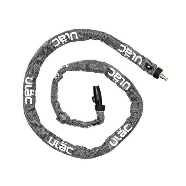 ●メーカー名：ULAC（自転車） / ULAC(ユーラック)●商品名：4mm チェーンロック S3C GROTESQUE（グレー）●メーカー品番：S3C●JANコード：4712927725763商品の保証は、メーカー保証書の内容に準じます。カラー：グレー4mm熱処理硬化鋼チェーンを使用高品質のナイロンスリーブが自転車の塗装への損傷を防ぎます。5通りのキーの組み合わせを備えた高セキュリティディンプルキーチェーンをトップチューブやシートポストに巻き付けて走行可能簡単に鍵をまとめて保管できるULACロゴ入りベルクロが付属直径：4mm長さ：12cm重量：44g※掲載画像はイメージです。実際の商品とは色味や仕様が異なる場合がございます。