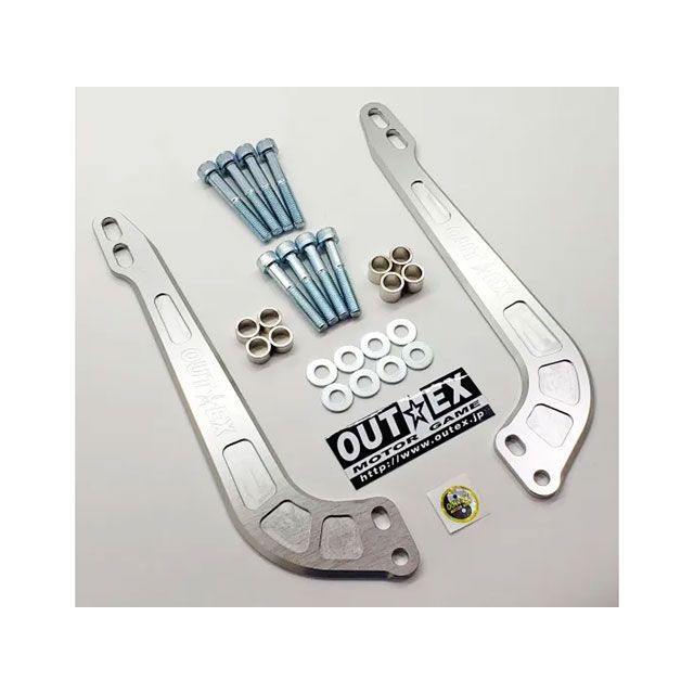 ●メーカー名：アウテックス / OUTEX●商品名：2014-2026 YZ250F/YZ450F ステアリングステムスタビライザー（クリアーアルマイト）●メーカー品番：SS27商品の保証は、メーカー保証書の内容に準じます。カラー：クリアーアルマイト【ステムスタビライザーの特長】アッパーとアンダーを連結している為、捩れ剛性が上がります。クイックなハンドリング／旋回性向上／コーナーリングスピードアップ／チャタリング減少／直進安定性／ブレーキング時の安定感インナーチューブのスムーズなストローク／転倒してもフロントフォークが捩れにくいストッピーも距離が伸びました（中しゃち談）※掲載画像はイメージです。実際の商品とは色味や仕様が異なる場合がございます。メーカー車種年式型式・フレームNo.その他ヤマハYZ250F/YZ450F2014-2026※商品掲載時の適合情報です。年式が新しい車両については、必ずメーカーサイトにて適合をご確認ください。