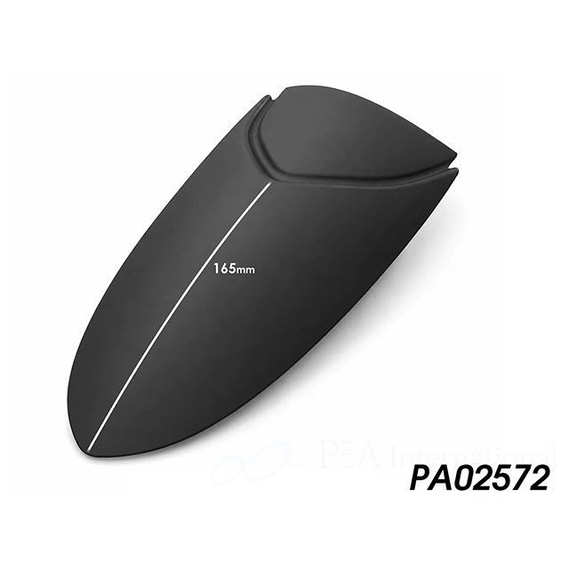 ●メーカー名：パイツマイヤー / Peitzmeier●商品名：フロントエクステンドフェンダー（マットブラック）●メーカー品番：PA02572こちらは納品まで2〜3週間ほどお時間を頂きます。商品の保証は、メーカー保証書の内容に準じます。カラー：マットブラック純正フロントフェンダーの長さを拡張し、水や泥跳ねから車体、ライダーを守ります。車種別専用設計品の為、デザインも違和感なくスタイリッシュに車体に溶け込みます。取付は付属の強力粘着シートを使い、簡単に行えます。通常使用での脱落は心配ありませんが、取付作業の不備（洗浄、脱脂不十分）等においてはこの限りではありません。ビスまたはトリムクリップが付属しているパッケージについてはこれらの使用を強く推奨いたします。使用されていない場合の脱落による保証は致しかねます。ご注意※写真はイメージです。車種により、フェンダーのデザインは多少異なります。※掲載画像はイメージです。実際の商品とは色味や仕様が異なる場合がございます。メーカー車種年式型式・フレームNo.その他ヤマハMT-1252020〜ヤマハYZF-R1252020〜※商品掲載時の適合情報です。年式が新しい車両については、必ずメーカーサイトにて適合をご確認ください。