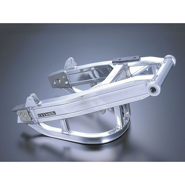 ●メーカー名：オーバーレーシング / OVER RACING●商品名：スイングアーム タイプ8●メーカー品番：・52-181-08●JANコード：4539770112560OVERRACINGから直接取寄せ。目安の納期ですが、受注生産品も含めた納期となりお時間を要する可能性がございます。お急ぎのお客様は一度メーカー様へ納期をお問い合わせください。在庫がある、キャリパー スプロケット スライダー、定番マフラー等は3営業日程でOVERRACINGから出荷となります。商品の保証は、メーカー保証書の内容に準じます。●特徴■アルミ角メインパイプ（80mm×40mm/目の字断面） ■OW01タイプチェーン引き ■タイプ7にスタビライザーを追加仕様 ■STDチェーンガード取付け可能（2014年モデルより対応になりました。）●備考基本な寸法はスタンダード幅、スタンダード長になります。トルクロッド受やサス受け位置もスタンダード位置に溶接取付になります。●ご注意※アクスルシャフトは付属しません。※センタースタンドは取付けできません。※掲載の画像は、共通の画像を使用しているため、該当モデル用ではありません。トルクロッド受け、サス受けの形状や位置が画像とは異なります。メーカー車種年式型式・フレームNo.その他ホンダCB11002014-2016ホンダCB1100EX2014-2016※商品掲載時の適合情報です。年式が新しい車両については、必ずメーカーサイトにて適合をご確認ください。