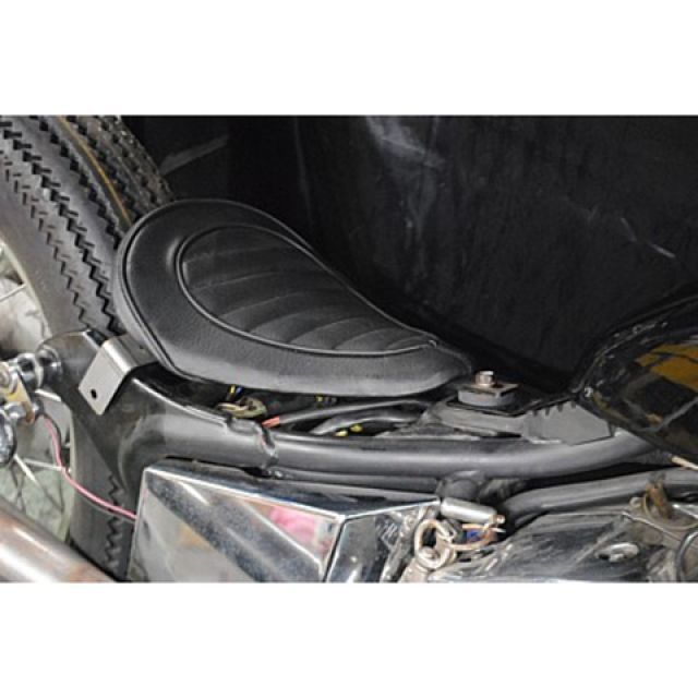 【正規品】部品屋K&W 専用ソロシートKIT リジットタイプ（ステッチ） ビラーゴ タイプ Cタイプ カラー 黒 P20037