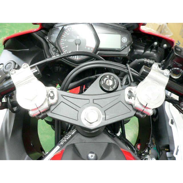 ビートジャパン レーシングハンドルキット YZF-R25/R3 カラー ブラック 0605-Y48-04