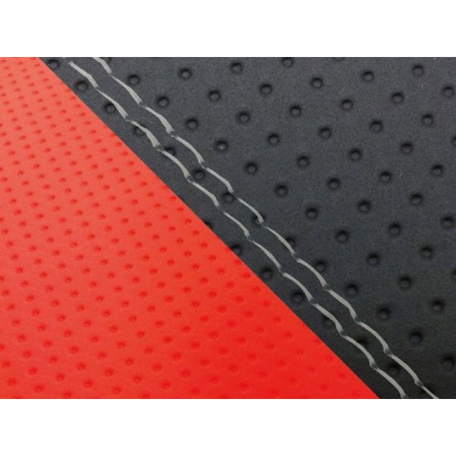 グロンドマン CBR1000RR（SC57） 国産シートカバー 張替 エンボス黒＆エンボスレッド CBR1000RR 仕様 透明ダブルステッチ 適合 シングル（フロント側） GH5574HC827SW0 perk-up-10240480 モトメガネ 楽天市場店 パッケージ画像