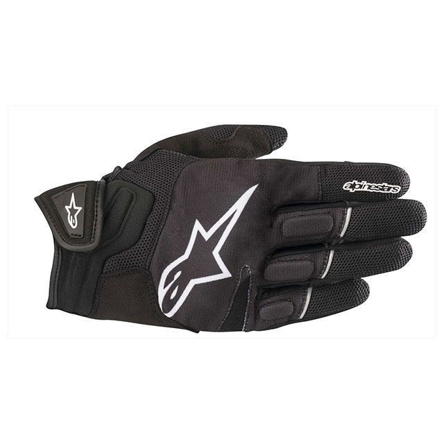 ●メーカー名：アルパインスターズ / Alpinestars●商品名：アトム グローブ（ブラック/ホワイト）●サイズ L・サイズ：Mはこちら・サイズ：XLはこちら●JANコード：8033637060224商品の保証は、メーカー保証書の内容に準じます。カラーブラック/ホワイト特徴■ストレッチファブリック、メッシュ及びレザーのメインシェル構造。 ■手の甲にメッシュとストレッチファブリックを使用し、軽さ及び快適性を実現。 ■容易な着用と利便性のためのショートカフデザイン。 ■指先部分に反射パイピングを配置。 ■親指と掌部分を合成スエードで補強し、耐久性とグリップ性を向上。 ■指先部分はタッチパッド対応。【スマホ対応】 ■人差し指に、タッチスクリーン用素材を配置し、スマホ操作が可能。備考高い保性能を持ったストリートグローブ。ご注意※タッチスクリーン用素材は、画像と色・素材が異なる場合がありますが、機能・操作性に変更はございません。※掲載画像はイメージです。実際の商品とは色味や仕様が異なる場合がございます。