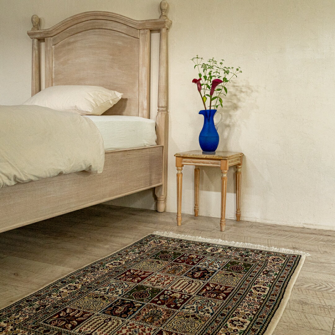 【アウトレット商品】【本場イラン産】80×120cm ペルシャ絨毯 玄関サイズL（送料無料 手織り 天然染料 かわいい おしゃれ 絨毯 ラグ ウール100% ペルシャ）◆GOROBIN ゴロビン