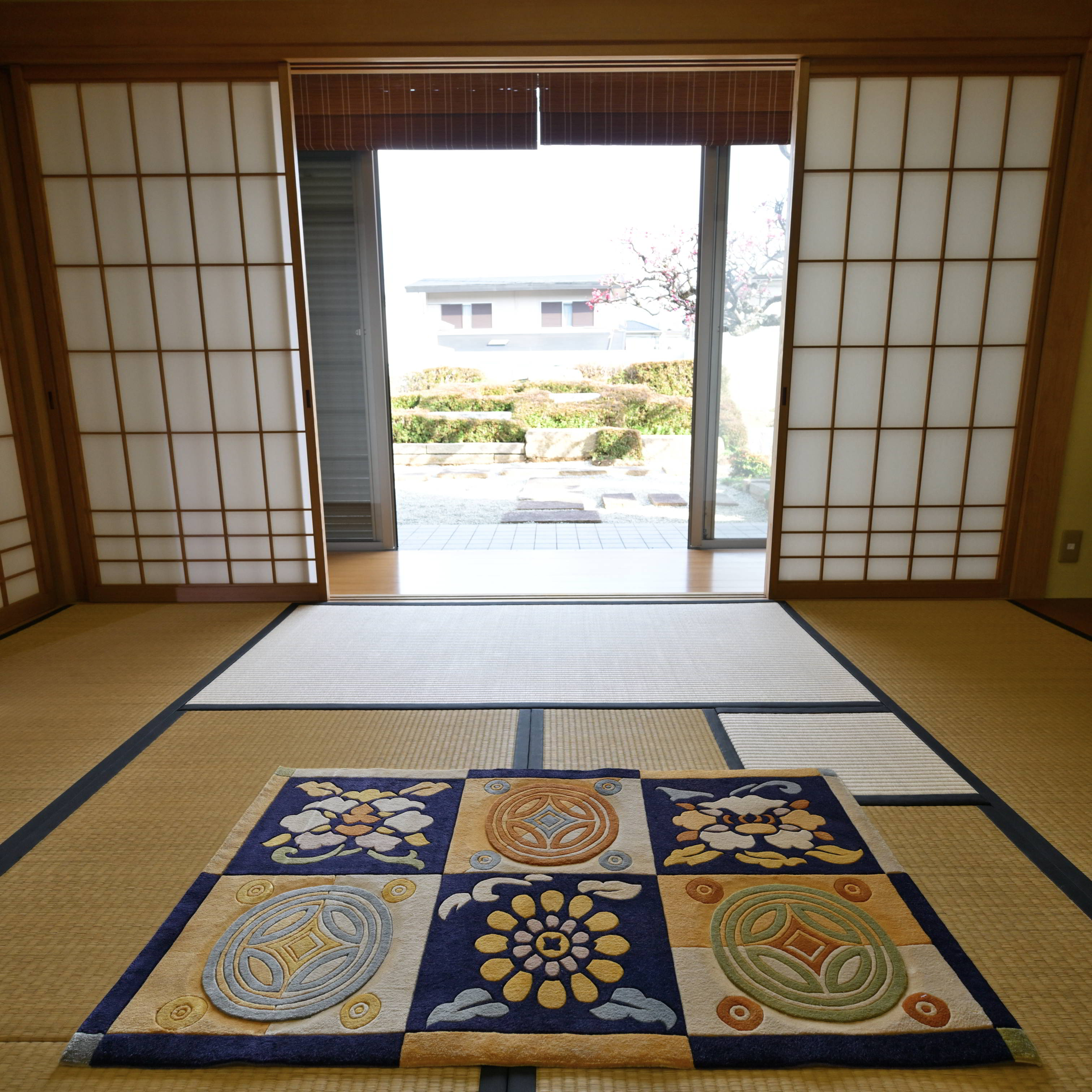 樂天商城 - 【中国段通 手織りシルク(絹100%) 龍村／遠州七宝】 65x115cm 140段 CH0201