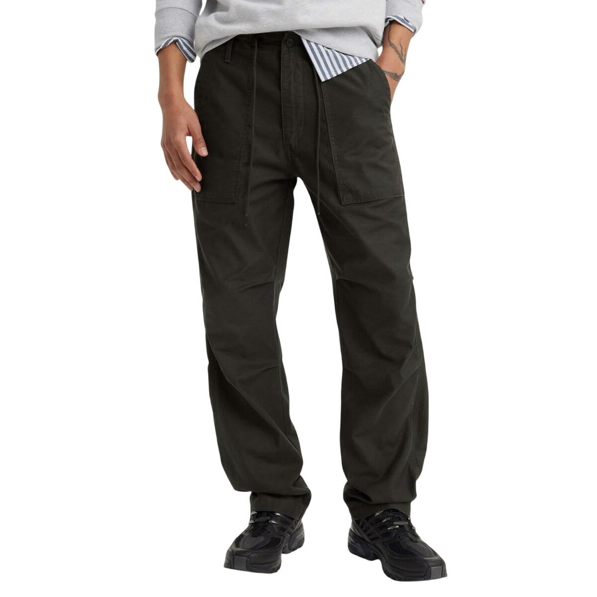 (リーバイス) Levis メンズ Surplus ストレートレッグ ルースフィット ジーンズ デニムパンツ ジーパン 【海外通販】
