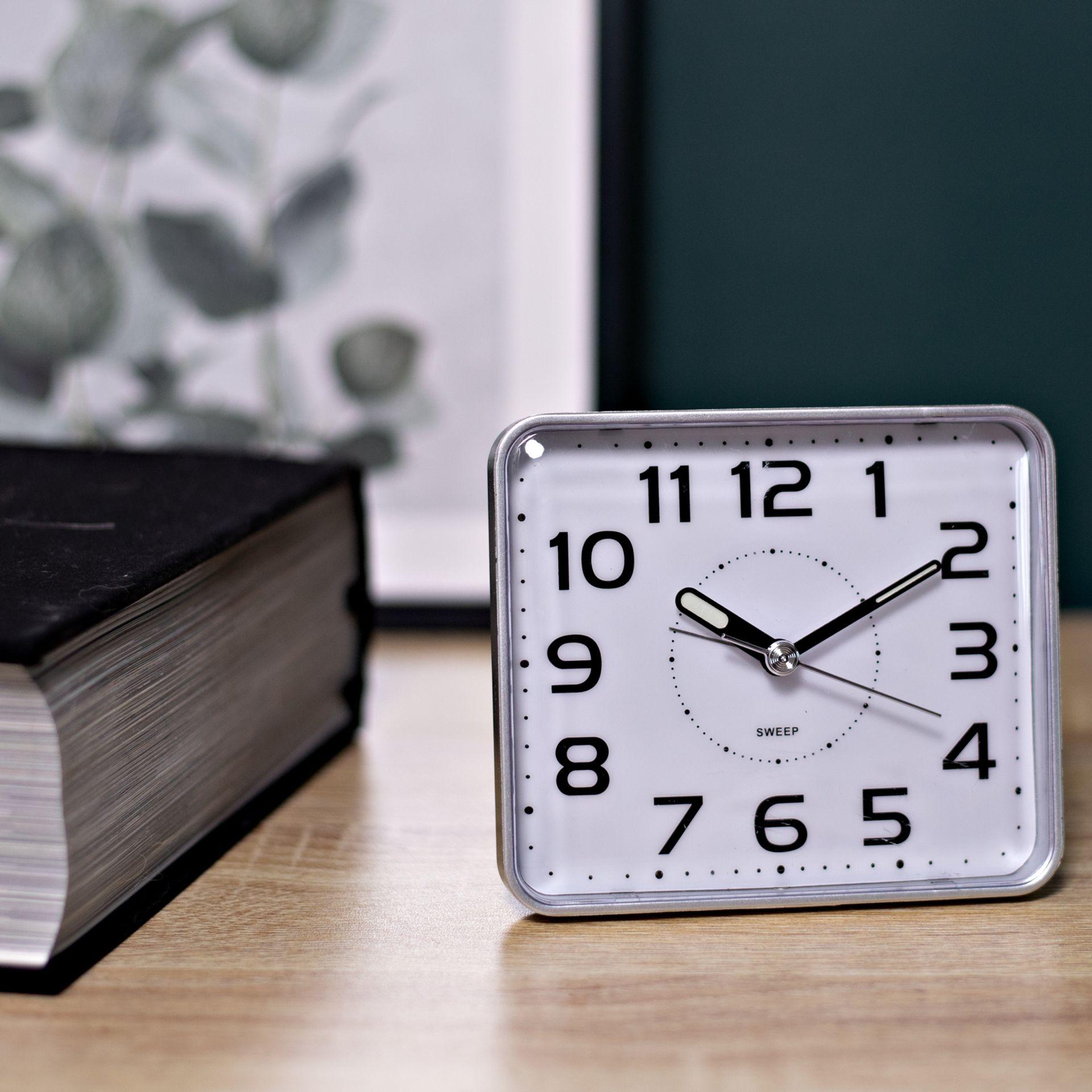 (ホームタイム) Hometime 時計 アラームクロック 置時計 デュアル表示灯 ブラック 【海外通販】