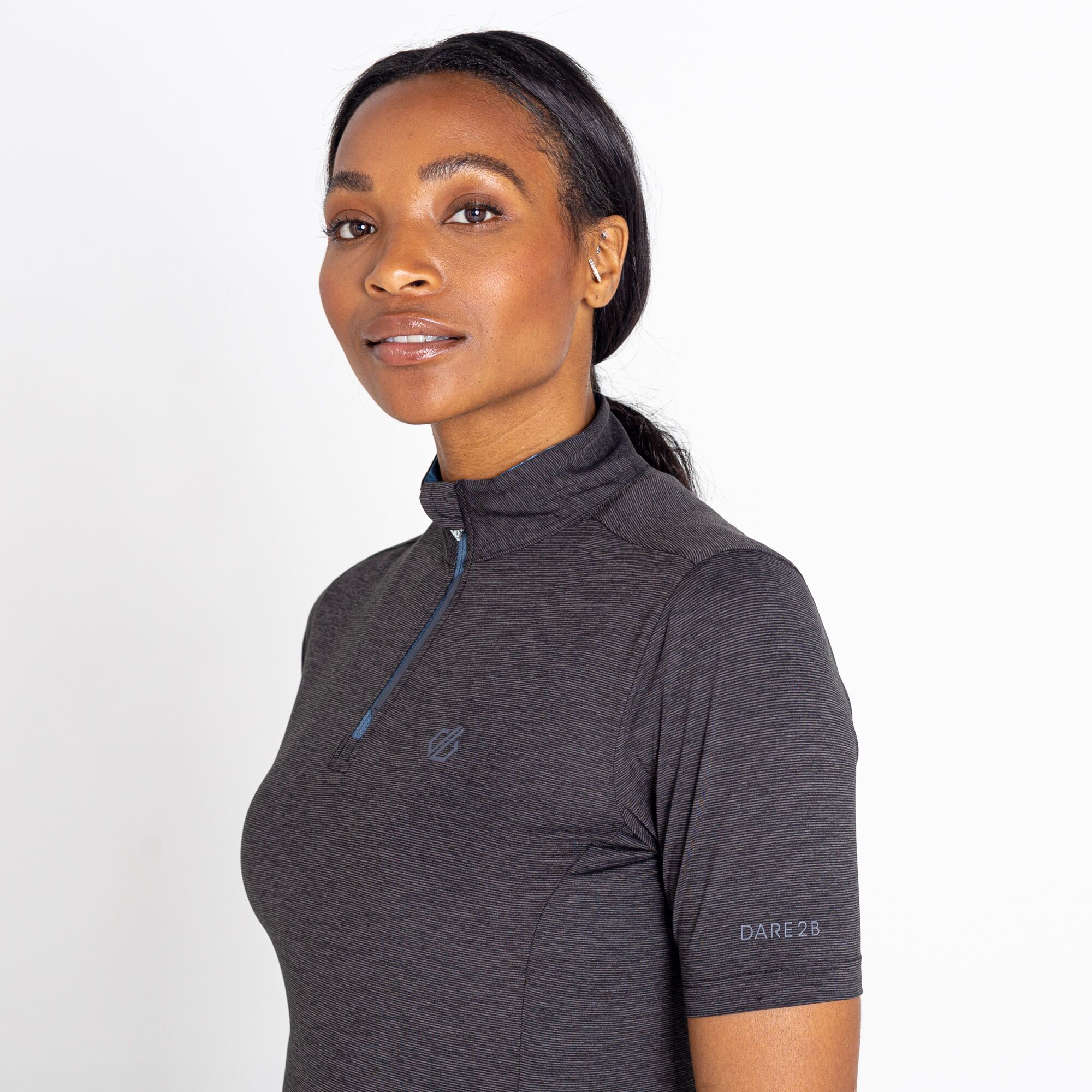 (デア・トゥー・ビー) Dare 2B レディース Pedal Through It マール 軽量 半袖 ジャージトップ トレー..