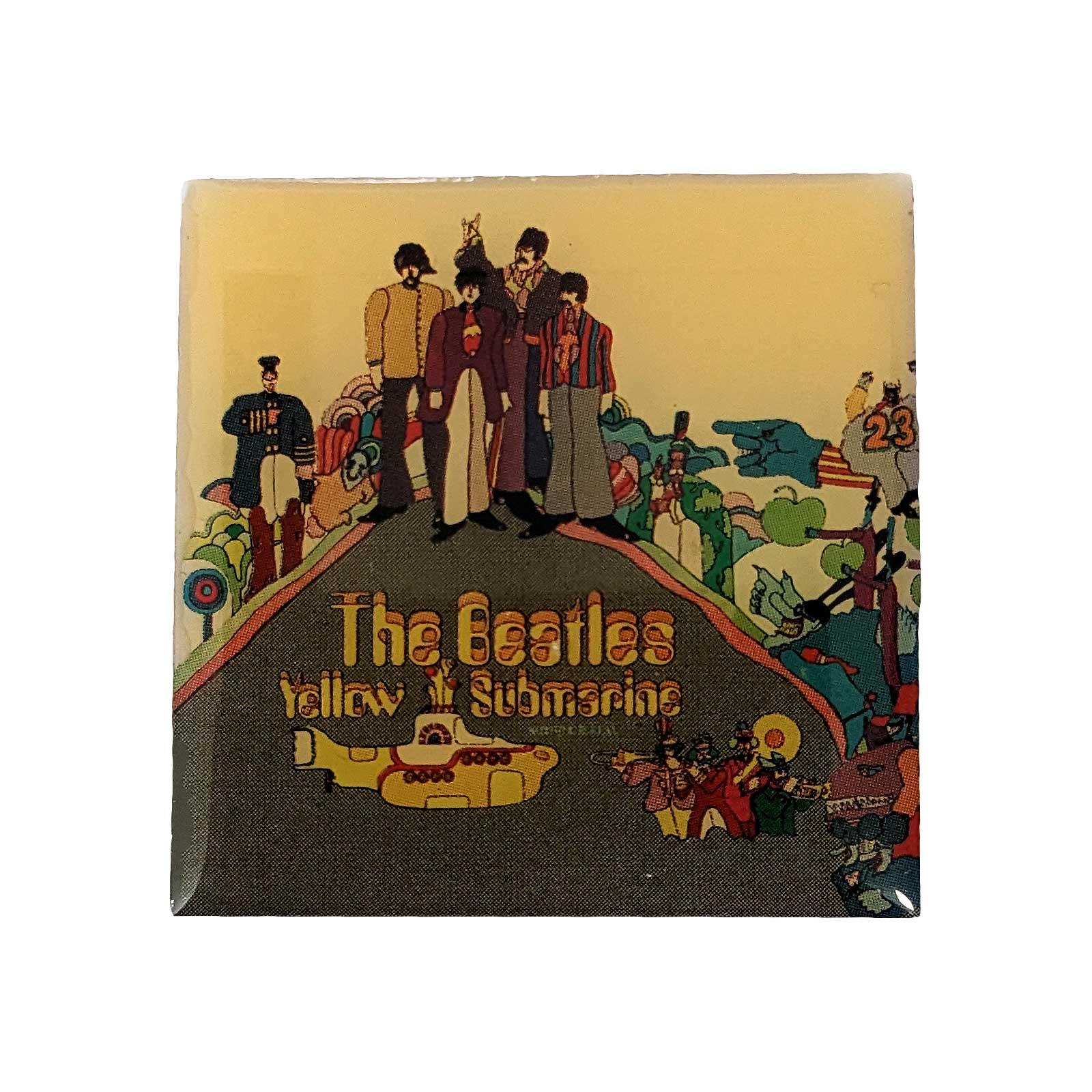 (ビートルズ) The Beatles オフィシャル商品 Yellow Submarine バッジ 【海外通販】
