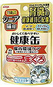 シニア猫の腎臓の健康維持に配慮したレトルトパウチ11歳ころからのシニア猫の腎臓の健康維持に配慮しリンとナトリウムを調整。また、2種類のオリゴ糖と食物繊維配合で腸内の健康維持に配慮。なめて食べられるまぐろのペーストタイプ。【オリゴ糖（ラクトスクロース）配合】オリゴ糖（ラクトスクロース）は、牛乳に含まれている乳糖と砂糖キビの中にあるショ糖から作られた、低カロリーで安全性の高い機能性食品です。腸内細菌の善玉菌を増やし、腸内環境を良好に保持します。【原材料名】マグロ、油脂類（動物性油脂、ひまわり油、DHA・EPA含有精製魚油、ココナッツオイル）、たんぱく加水分解物、オリゴ糖（フラクトオリゴ糖、ラクトスクロース）、増粘安定剤（加工でん粉、※増粘多糖類）、ビタミン類（A、D、E、K、B1、B2、B6、B12、ナイアシン、パントテン酸、葉酸、コリン） ※（原材料に食物繊維を含む）【保証成分値】たんぱく質：6.8%以上、脂質：4.3%以上、粗繊維：0.1%以下、灰分：0.8%以下、水分：83.0%以下カロリー ：39kcal/袋アイシア株式会社11歳ころからのシニア猫の腎臓の健康維持に配慮しリンとナトリウムを調整。腸内の健康維持に配慮。