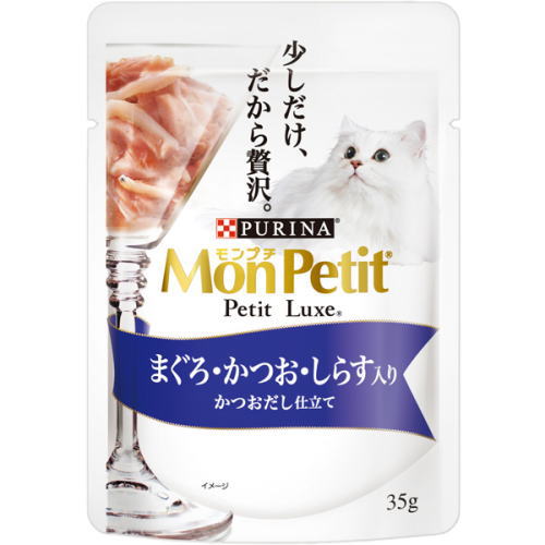 【成猫用／猫用一般食／かつおだし仕立て】 うれしい3ミックスタイプ。厳選されたまぐろとかつおにしらすを添えて、海の幸の美味しさたっぷりの「かつおだし」と一緒にぎゅっとつめこんだ贅沢なメニュー。食べ切りサイズなのでおやつやご褒美にもピッタリ！ ■原材料：魚介類（かつお、まぐろ、しらす、フィッシュエキス）、調味料、増粘安定剤（加工でんぷん、増粘多糖類）、カラメル色素、ビタミンE　■成分：たんぱく質9.0％以上、脂質0.2％以上、粗繊維1.0％以下、灰分3.0％以下、水分87.0％以下　■カロリー：約40kcal/100g　■原産国：タイ　■内容量：35g ※パッケージ及び内容等は予告なく変更となる場合があります。 ・ネスレ モンプチ プチリュクスパウチ シリーズ一覧はこちらから⇒ [キーワード]4902201210959.78ネスレピュリナ　モンプチ　プチリュクスパウチ　レトルト　ウェット　キャットフード　ねこの餌　ご飯　食事　cat　ネコ　愛猫　子猫　成猫　高齢猫　キトン　アダルト　シニア　にゃんこ　ペット用品　猫用品　一般食　副食　栄養補完食　お買い得〜　ネスレ モンプチ プチリュクスパウチ まぐろ・かつお・しらす入り 35g　〜 うれしい3ミックスタイプ。少しだけ、だから贅沢。 ◆厳選されたまぐろとかつおにしらすを添えて、海の幸の美味しさたっぷりの「かつおだし」と一緒にぎゅっとつめこんだ贅沢な逸品。 ◆いつもの食事をちょっぴり贅沢に。 ◆ご褒美や特別なひとときにもぴったりな、35g食べ切りサイズ。 ※パッケージ及び内容等は予告なく変更となる場合があります。 ・ネスレ モンプチ プチリュクスパウチ シリーズ一覧はこちらから⇒