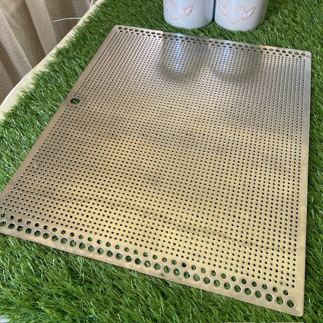 耐熱ステンレス製ペット火葬用パンチングメタル　耐熱特殊鋼(耐久性抜群）　50cm×40cm×2枚