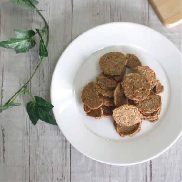 Pepe 鮭チップ 500g｜国産・無添加 犬用おやつ（パリッと食感）