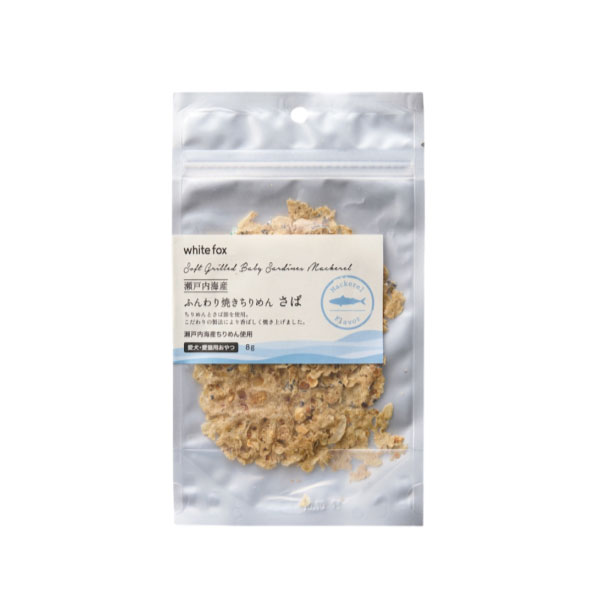 ［原材料名］ かたくちいわし（瀬戸内海産）、さば節、はだか麦、食塩 ※本品に含まれる食塩は、ちりめんの製造工程に由来するもので、食塩を別途添加したものではありません。 [内容量]　8g [原産国］日本　made in japan ［給与の目安量（1日あたり）］ ■愛犬 1～5kgまで：2～6g 5～10kgまで：6～10g 10～20kgまで：10～17g 20～30kgまで：17～23g 30kg以上：23g～ ■愛猫 幼猫～2kgまで：1～2g 2～kgまで：2～4g 5kg以上：4g～ ［与え方］ ・適度な大きさに割って与えてください。 ・袋から取り出し、電子レンジで約20秒温めると、パリッとした軽い食感をお楽しみいただけます。 ［保存方法］ 直射日光や高温多湿を避け、常温で保存してください。 ［注意事項］ ・同封の脱酸素剤は食べられません。 ・小さなお子様の手の届かない所で保管してください。 ・生後2ヶ月未満のペットには与えないでください。 ・色、形、大きさにバラツキが生じることがあります。 ・茶色や黒っぽい粒は原材料の一部です。 ・本品で使用しているかたくちいわしは、エビ、カニ、イカ、サバを含む魚介類が混ざる漁法で採取 　しております。 ・製品の一部にコゲが付着する場合がありますが、品質には問題ありません。 栄養成分〈100gあたり〉 エネルギー：313kcal　粗たんぱく質：55.6%以上　粗脂肪：6.7%以上　粗繊維：0.1%以下 粗灰分：7.5%以下　水分：12.6%以下 同等商品はこちらホワイトフォックス 瀬戸内海産 ふんわり焼きち770円ホワイトフォックス 瀬戸内海産 ふんわり焼きち770円ホワイトフォックス 瀬戸内海産 ふんわり焼きち770円ホワイトフォックス 瀬戸内海産 ふんわり焼きち770円ホワイトフォックス 瀬戸内海産 ふんわり焼きち770円ホワイトフォックス 瀬戸内海産 焼きえい 20946円ホワイトフォックス 瀬戸内海産 焼きえいひれ 946円whitefox 愛犬猫用 瀬戸内海産おやつ 4,192円ホワイトフォックス 瀬戸内海産 焼きえい 20946円新着商品はこちら2026/10/27犬用 奇跡の歯ブラシかたさ：やわらか 極上歯ブ990円2026/10/27APDC ボリュームアップコンディショナー 53,300円2026/10/23PePe ミルクガム 骨型12本入×2個 犬用1,480円再販商品はこちら2026/10/28犬用サプリメント トリーツ PROVET プロ1,000円2026/10/28プロベット PROVET プロテスト 1kg 1,000円2026/10/28ママクック フリーズドライ 猫用 海鮮アソート2,980円ショップトップ&nbsp;>&nbsp;カテゴリトップ&nbsp;>&nbsp;ペットフード&nbsp;>&nbsp;WhiteFox2026/10/29 更新