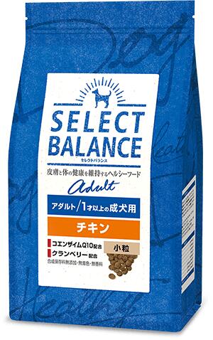 製品仕様商品名 セレクトバランス　犬用　アダルトチキン小粒　7kg 内容量 7kg 賞味期限 商品に記載 原材料 乾燥チキン、とうもろこし、米、玄米、ソイビーンミール、鶏脂（オメガ6脂肪酸・オメガ3脂肪酸源）、ビートパルプ、チキンエキス、乾燥卵、キャノーラ油（オメガ6脂肪酸・オメガ3脂肪酸源）、乾燥ミルクプロテイン、ビール酵母、クランベリー、フラクトオリゴ糖、グルコサミン、コンドロイチン、コエンザイムQ10 ビタミン類（A、D、E、K、B1、B2、B6、B12、ナイアシン、パントテン酸、葉酸、ビオチン、コリン）ミネラル類（カルシウム、リン、カリウム、ナトリウム、クロライド、硫酸亜鉛、鉄、銅、マンガン、セレン、ヨウ素） 酸化防止剤（ミックストコフェロール、クエン酸、ローズマリー抽出物） 代謝エネルギー 350kcal/100g 商品説明 セレクトバランス アダルト チキンは、 1才以上の成犬の健康維持に必要な栄養をバランスよく含んでいます。 嗜好性 厳選された原材料の素材の味を活かし、食べやすい粒の形状で、愛犬が喜んで食べる美味しさです。 皮膚・被毛 皮膚や被毛の健康維持のために、オメガ6脂肪酸・オメガ3脂肪酸と亜鉛を含んでいます。 腸内環境と便 フラクトオリゴ糖が腸内の善玉菌を増やして腸内フローラを整えることで、においを抑えた健康な便にします。 歯・骨・筋肉 歯と骨の健康維持のためにカルシウムとリンの量とバランスを調整し、健康な筋肉に配慮してミルクプロテインを配合しています。 関節 健康な関節を維持するために、グルコサミン・コンドロイチンを配合しています。 販売元株式会社 ベッツ・チョイス・ジャパン