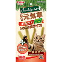 与え方：※愛猫の健康状態、年齢、運動量を考慮したうえで別記の給与量を目安に1日1〜2回に分けてお与えください。使用上の注意：●本商品は猫用で、間食用です。主食として与えないでください。●猫の食べ方や習性によっては、のどに詰まらせることがありますので、必ず観察しながらお与えください。●別記の与え方の給与量、および保存方法をお守りください。●子供がペットに与える場合は、大人が立ち会ってください。●幼児・子供・ペットのふれない所に保管してください。案内：★品質保持のための脱酸素剤は、無害ですが食べ物ではありません。また、開封後に発熱する場合がありますが、問題ありません。★消化不良など愛猫の体調が変わった場合は獣医師にご相談ください。★表面に白い粉が析出する場合がありますが、原料に含まれる成分(アミノ酸など)で、品質には問題ありません。★本品は天然素材を使用しておりますので、色やにおいに多少のバラツキがあります。また、時間の経過とともに変色する場合がありますが、品質には問題ありません。★製造工程上、形状・サイズ・硬さなどに多少のバラツキがあります。★製品中に見られる黒や褐色の粒は原料由来のものです。★イメージ写真と製品に多少の違いがあります。★品質管理には万全を期しておりますが、お気づきの点がありましたらお客様相談室までお問合せください。保管上の注意：※直射日光・高温多湿の場所をさけて保存してください。※開封後は必ずチャックを閉じて冷蔵庫で保存し、賞味期限に関わらずなるべく早くお与えください。●お使いの端末や閲覧環境により、写真と実物の色味や質感が多少異なって見えることがございます。そのような場合はお客様ご都合となり返品及び交換はお受けできかねますのでご了承下さい。大麦若葉&食物センイを配合で毛玉の排出をサポート!さらに乳酸菌(KH-2株)配合でおなかの健康ケア。食べやすいスライスタイプ!大麦若葉・食物センイ・乳酸菌(KH-2株)配合■対象ペット年齢：6ヶ月〜■対象ペット種：全猫種■原産国：日本■商品重量：25g■成分値：たん白質：18.5%以上、脂質：7.5%以上、粗繊維：6.0%以下、灰分：3.0%以下、水分：23.0%以下■原材料・素材：肉類(鶏)、小麦粉、まぐろ、大麦若葉、酵母エキス、乳酸菌(KH-2株(熱処理済))、ソルビトール、グリセリン、セルロース、リン酸塩(Na)■カロリー：341Kcal/100g■給与量：・幼猫：3g以内・成猫：5g以内■JAN：4903588141294