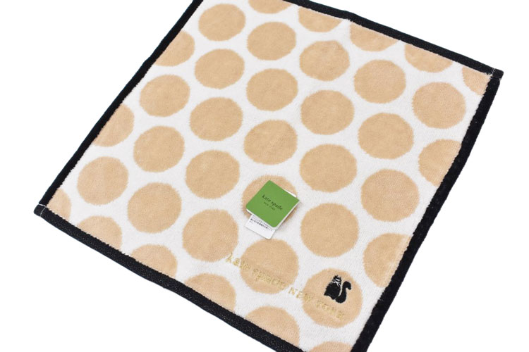 プチショコラのケイト スペード ニューヨーク タオルハンカチ 1枚 レディース ブランド kate spade new york ホワイト ライトベージュ ドット キャット ネコ 猫 ロゴ 刺繍 女性 婦人 母の日 20代 30代 40代 50代 60代 プレゼント ギフト おしゃれ かわいい ハンドタオル ポイント消化｜アングル3