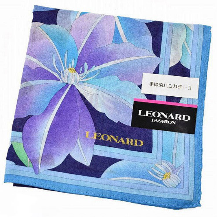 レオナール ハンカチ 綿 レディース 1枚 ブランド LEONARD フラワー 花 プリント ネイビー ブルー 女性 婦人 プレゼント ギフト お礼の品 20代 30代 40代 50代 60代 かわいい 大人 可愛い ハンカチギフト プチギフト 母の日 ハンカチーフ ホワイトデー