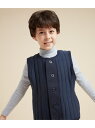 PETIT BATEAU（プチバトー）チュビックキルティングベストコーディネイトしやすいカラーで揃えたキルティングベストです。やわらかく保温性に優れたチュビックを使用。アウターからミッドレイヤーまで幅広く活躍するおすすめのアイテムです。ベビーや大人とお揃いで着るのもおすすめです。型番：A05BMA-01-050 FX7138【採寸】サイズ着丈身幅3才 95cm33.5cm32cm4才 104cm36cm33cm5才 110cm38.2cm34cm商品のサイズについて【商品詳細】チュニジア素材：コットン60% ポリエステル40%サイズ：3才 95cm、4才 104cm、5才 110cm※画面上と実物では多少色具合が異なって見える場合もございます。ご了承ください。商品のカラーについて 【予約商品について】 ※「先行予約販売中」「予約販売中」をご注文の際は予約商品についてをご確認ください。■重要なお知らせ※ 当店では、ギフト配送サービス及びラッピングサービスを行っておりません。ご注文者様とお届け先が違う場合でも、タグ（値札）付「納品書 兼 返品連絡票」同梱の状態でお送り致しますのでご了承ください。 ラッピング・ギフト配送について※ 2点以上ご購入の場合、全ての商品が揃い次第一括でのお届けとなります。お届け予定日の異なる商品をお買い上げの場合はご注意下さい。お急ぎの商品がございましたら分けてご購入いただきますようお願い致します。発送について ※ 買い物カートに入れるだけでは在庫確保されませんのでお早めに購入手続きをしてください。当店では在庫を複数サイトで共有しているため、同時にご注文があった場合、売切れとなってしまう事がございます。お手数ですが、ご注文後に当店からお送りする「ご注文内容の確認メール」をご確認ください。ご注文の確定について ※ Rakuten Fashionの商品ページに記載しているメーカー希望小売価格は、楽天市場「商品価格ナビ」に登録されている価格に準じています。 商品の価格についてPETIT BATEAUPETIT BATEAUのベスト・ジレトップスご注文・お届けについて発送ガイドラッピンググッズ3,980円以上送料無料ご利用ガイドこの商品はセール商品のため返品・交換対象外です詳細はこちら &gt;&gt;